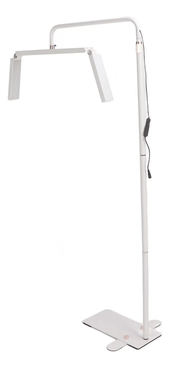 LED Podna Lampa za Trepavice – Trokraka 23" | Profesionalno Beauty Osvetljenje