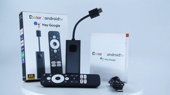 Dcolor Android TV stik 4K HD uređaj za strimovanje sa Google