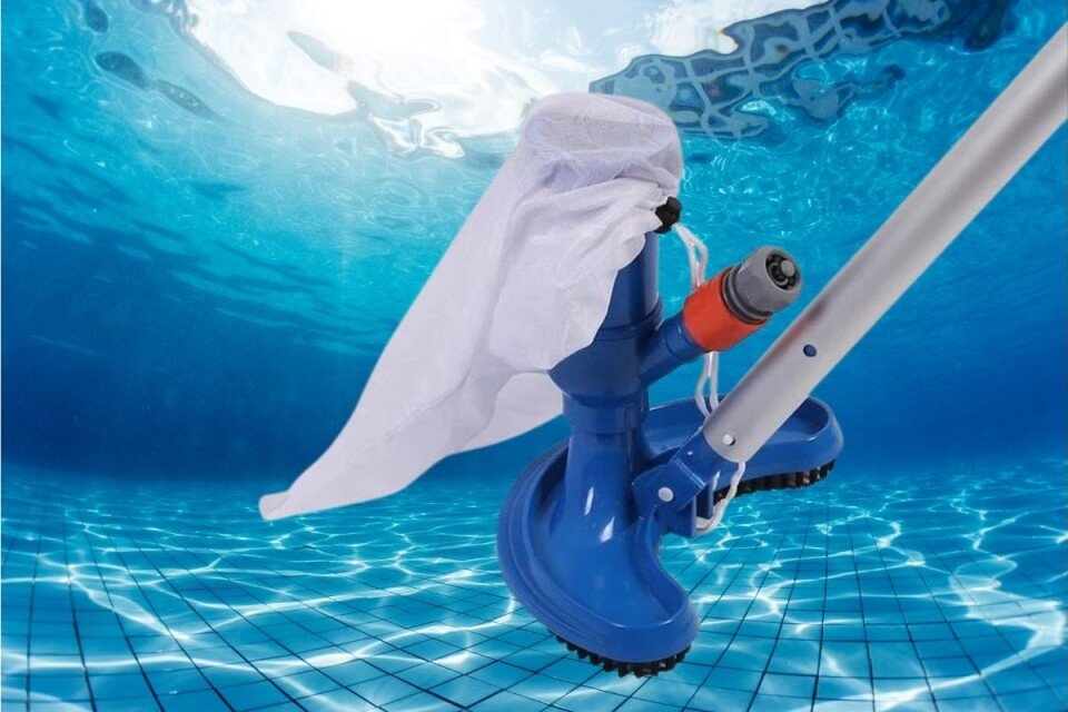 Vakuumski čistač bazena