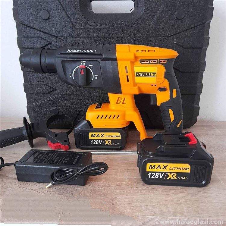 Dewalt Aku hilti bušilica 98v dve baterije